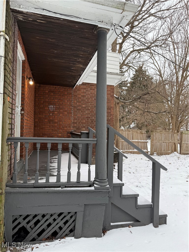 6913 Harvard Avenue Cleveland OH 44105