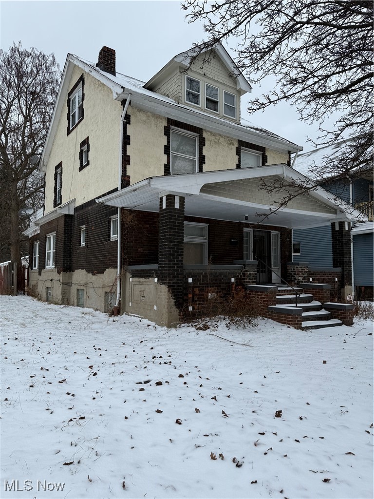 6913 Harvard Avenue Cleveland OH 44105