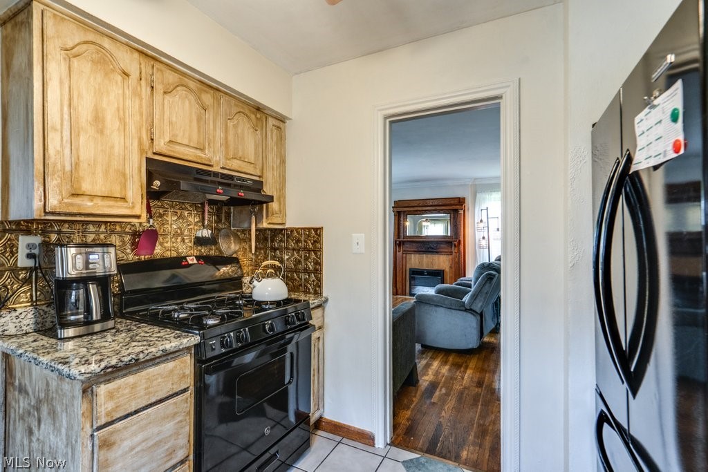2035 Tampa Avenue Cleveland OH 44109