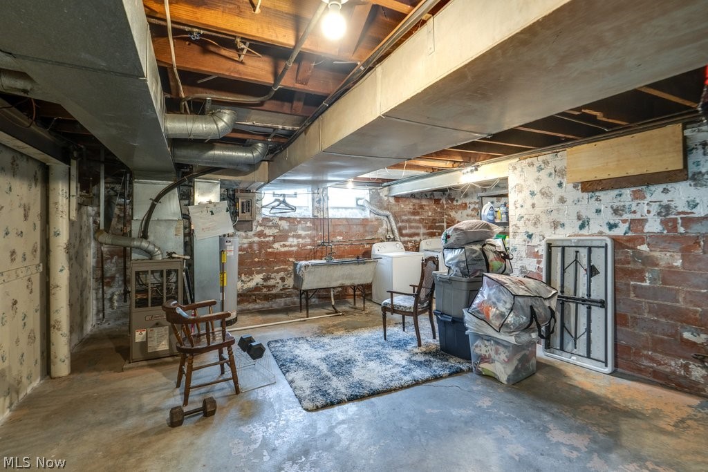 2035 Tampa Avenue Cleveland OH 44109