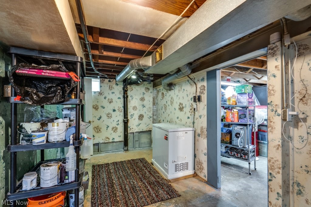2035 Tampa Avenue Cleveland OH 44109