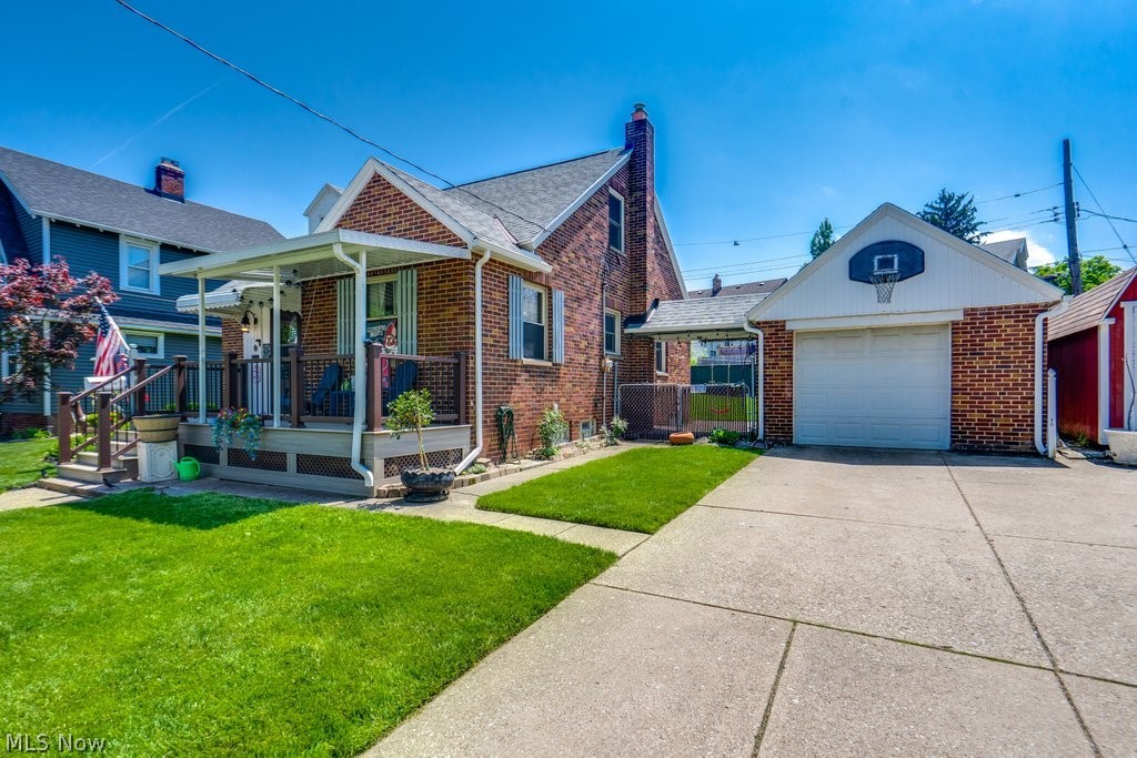 2035 Tampa Avenue Cleveland OH 44109