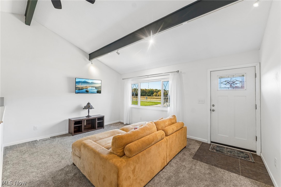 2185 Hubbard Road Madison OH 44057