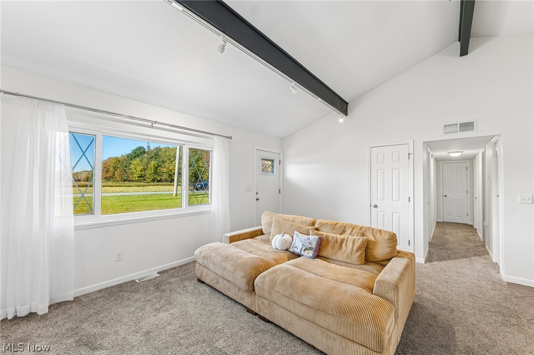 2185 Hubbard Road Madison OH 44057