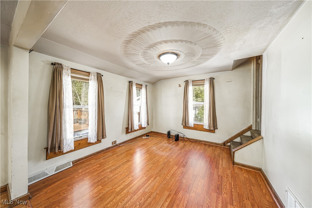 274 Fulmer Avenue Akron OH 44312