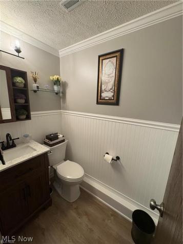6775 Lake Cable Avenue NW North Canton OH 44720