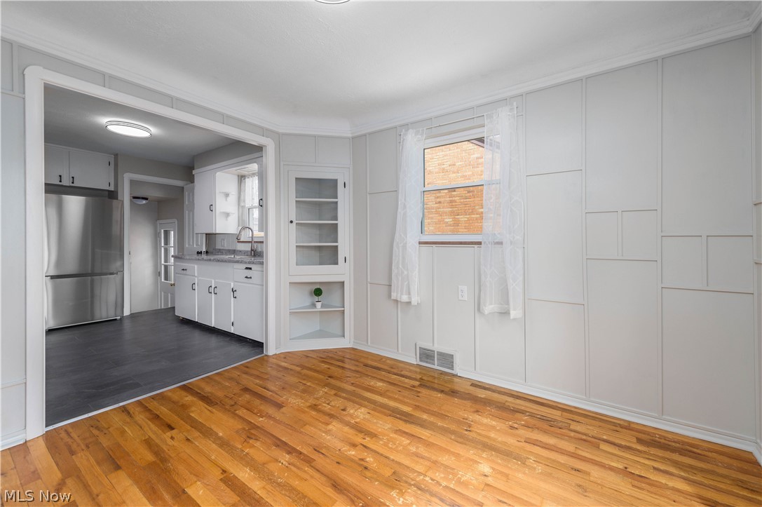 6392 Doncaster Avenue Parma OH 44129