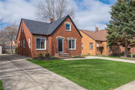 6392 Doncaster Avenue Parma OH 44129