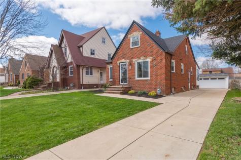 6392 Doncaster Avenue Parma OH 44129