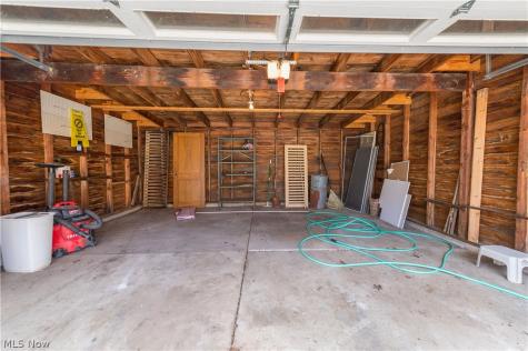 6392 Doncaster Avenue Parma OH 44129