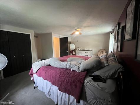 5825 Olive Avenue North Ridgeville OH 44039