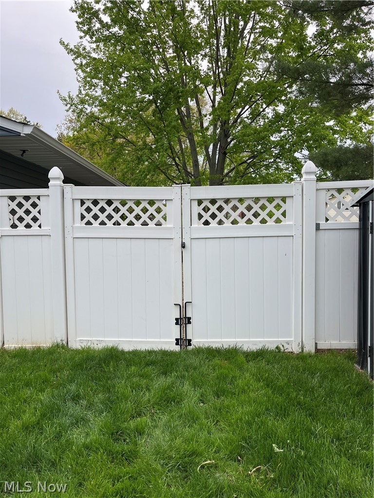 5825 Olive Avenue North Ridgeville OH 44039