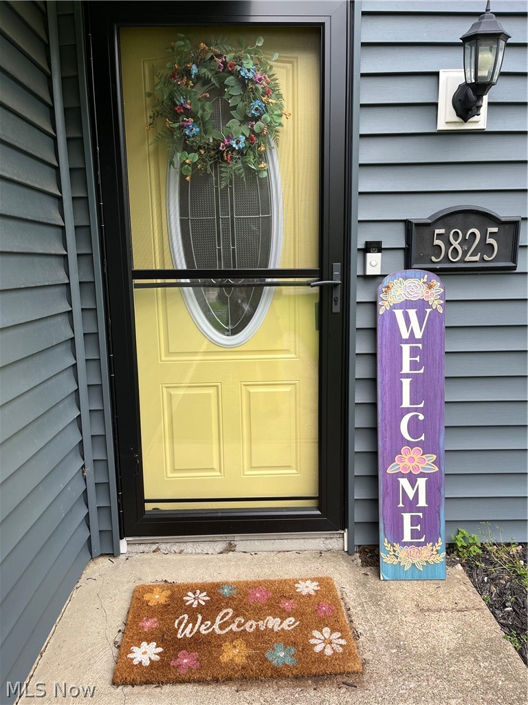 5825 Olive Avenue North Ridgeville OH 44039