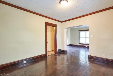 227 S Balch Street Akron OH 44302