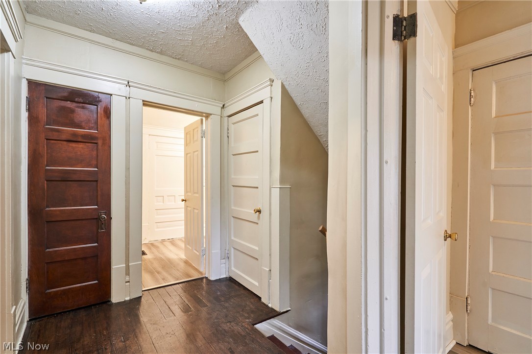 227 S Balch Street Akron OH 44302