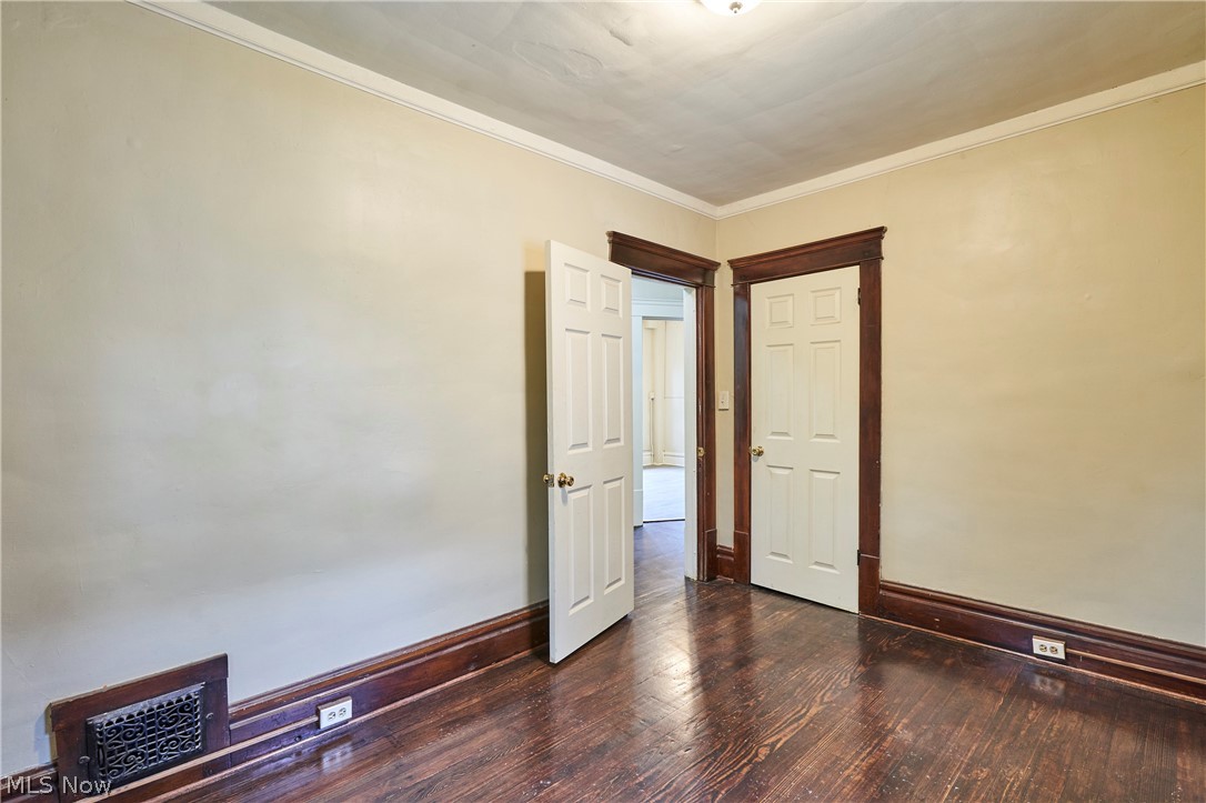 227 S Balch Street Akron OH 44302
