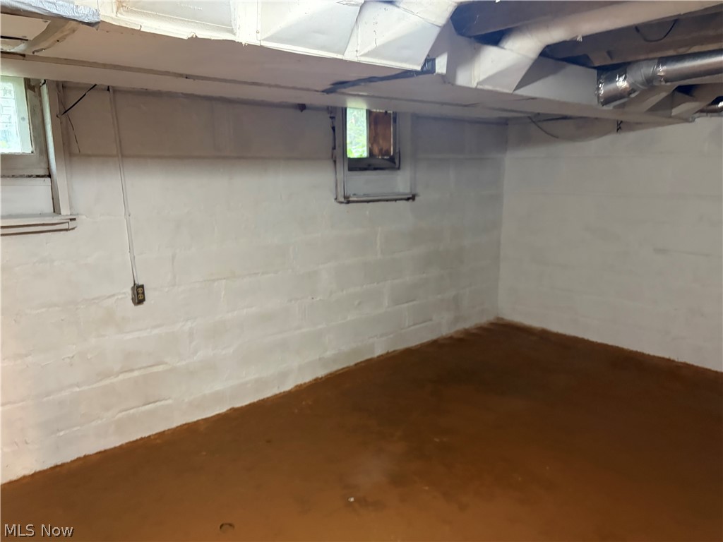 227 S Balch Street Akron OH 44302