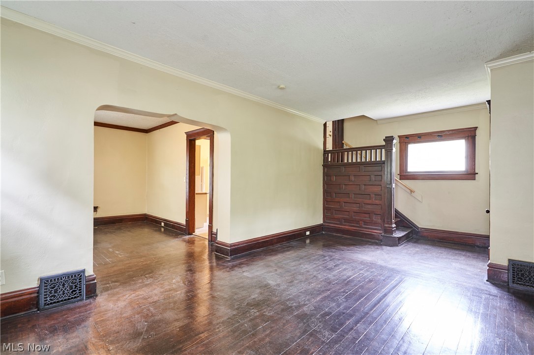 227 S Balch Street Akron OH 44302