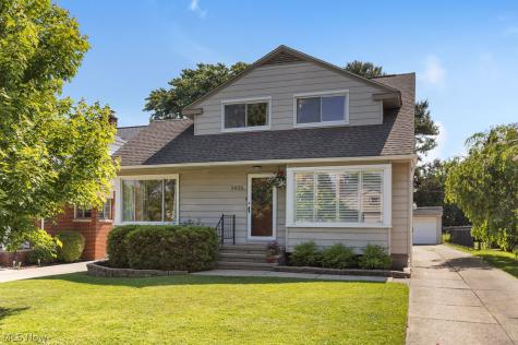 1435 Parkhaven Row Lakewood OH 44107