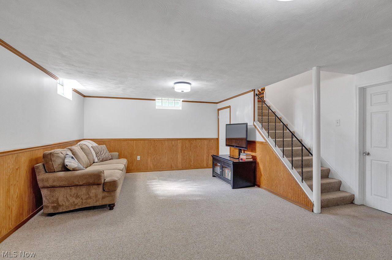 1435 Parkhaven Row Lakewood OH 44107