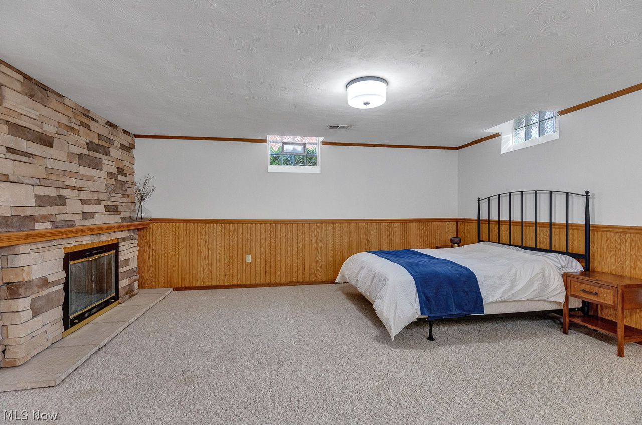 1435 Parkhaven Row Lakewood OH 44107