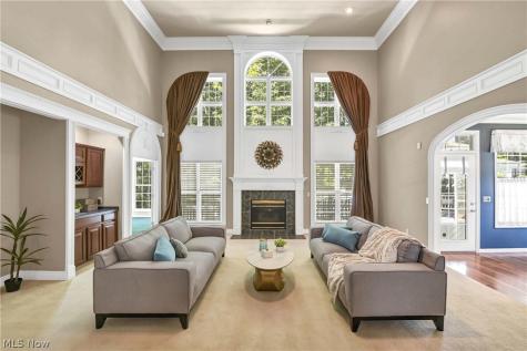 32249 Hawthorne Court Avon Lake OH 44012