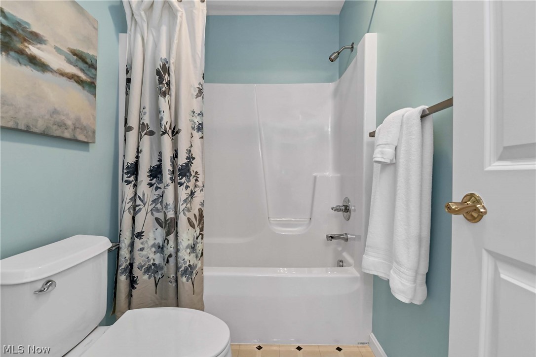 32249 Hawthorne Court Avon Lake OH 44012