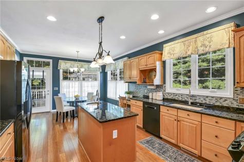 32249 Hawthorne Court Avon Lake OH 44012
