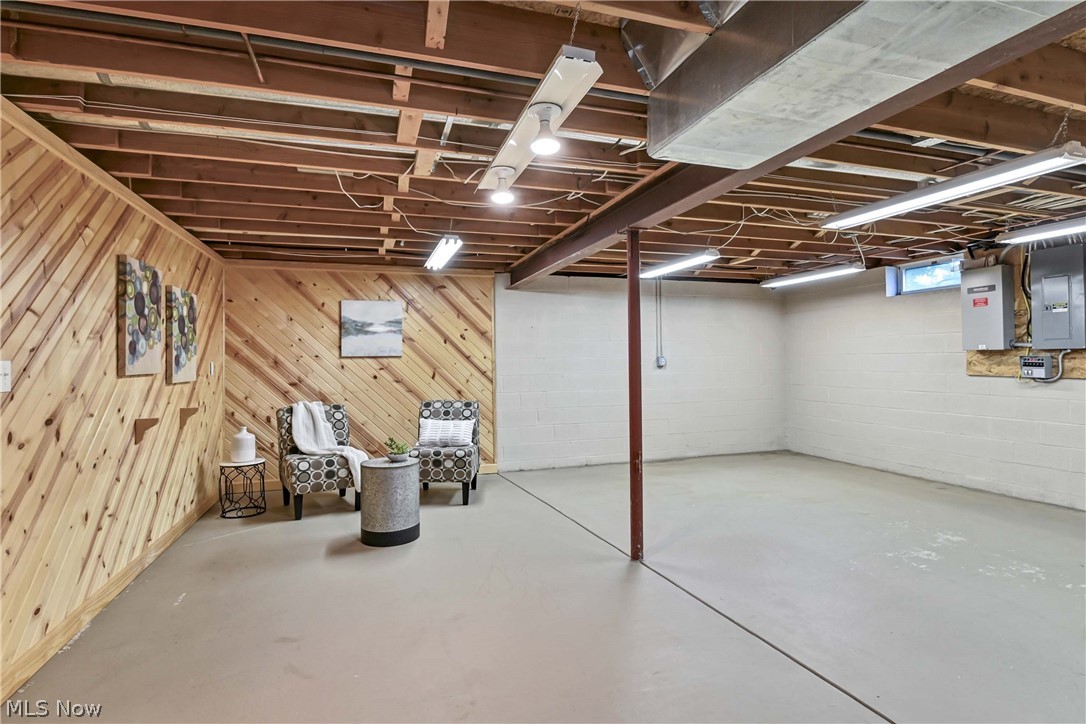 32249 Hawthorne Court Avon Lake OH 44012