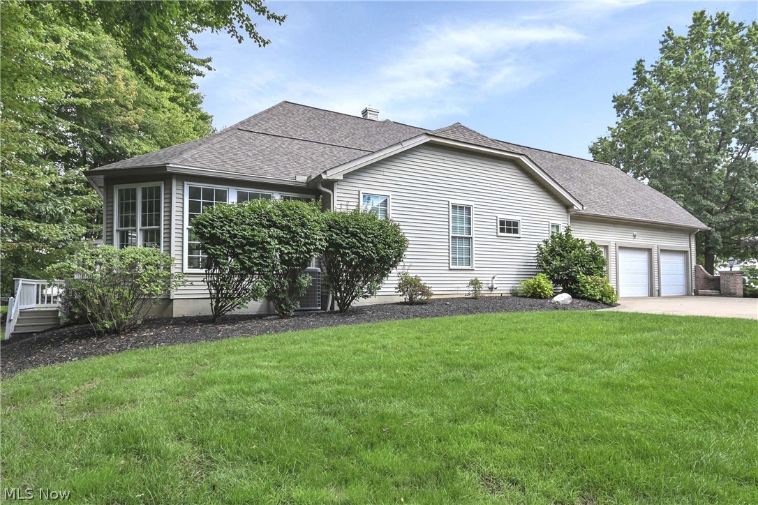 32249 Hawthorne Court Avon Lake OH 44012