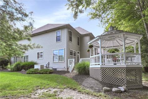 32249 Hawthorne Court Avon Lake OH 44012