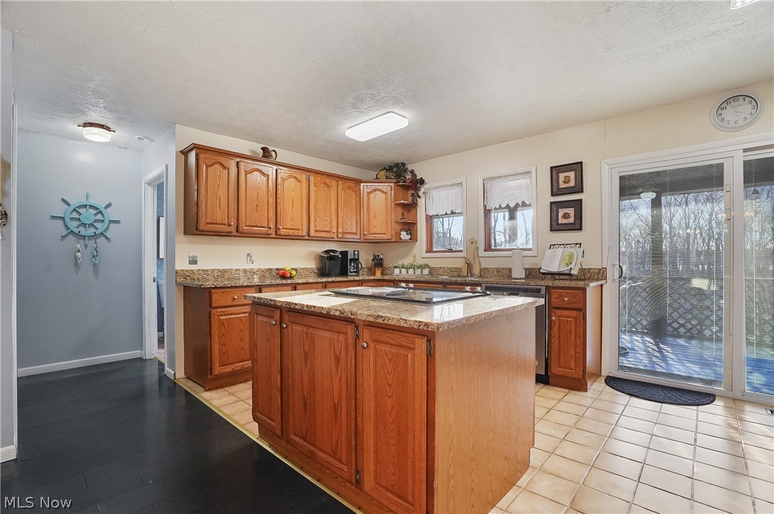2282 Heston Drive Lake Milton OH 44429