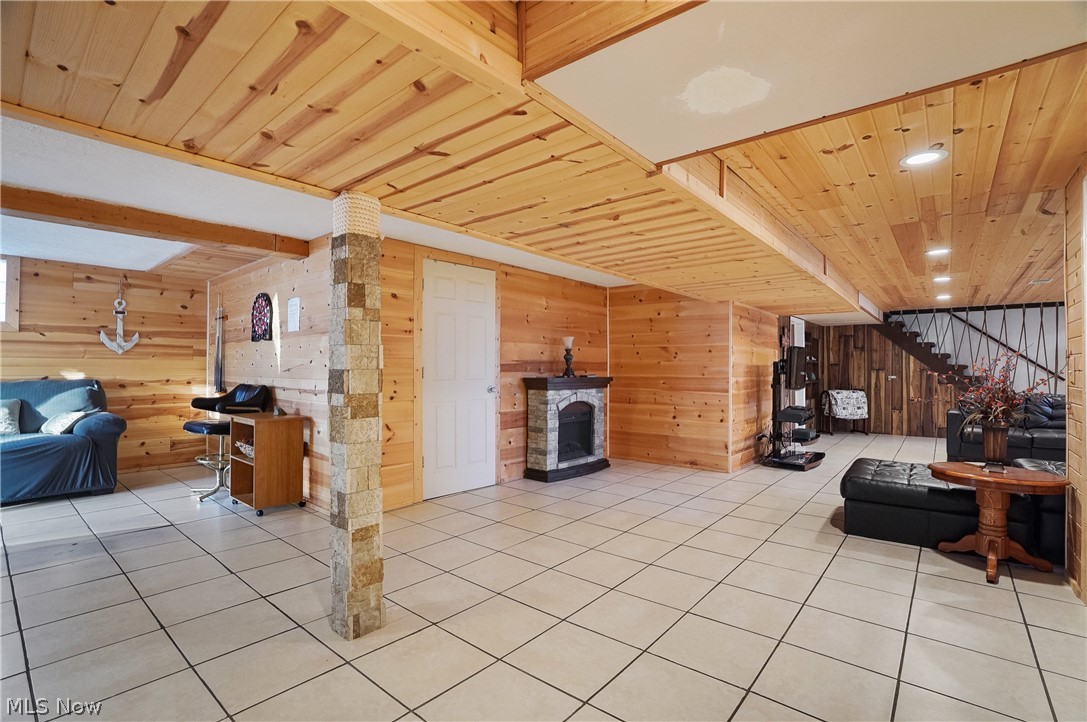 2282 Heston Drive Lake Milton OH 44429