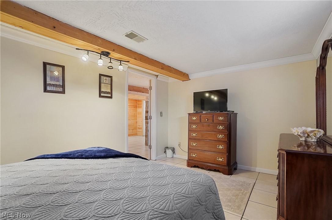 2282 Heston Drive Lake Milton OH 44429
