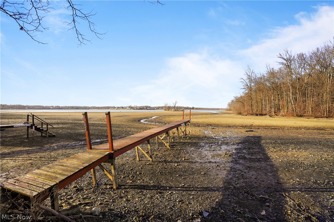 2282 Heston Drive Lake Milton OH 44429
