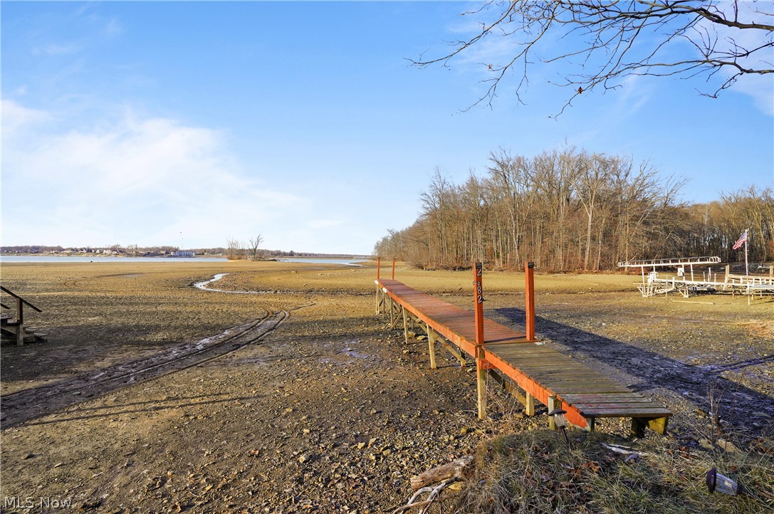 2282 Heston Drive Lake Milton OH 44429