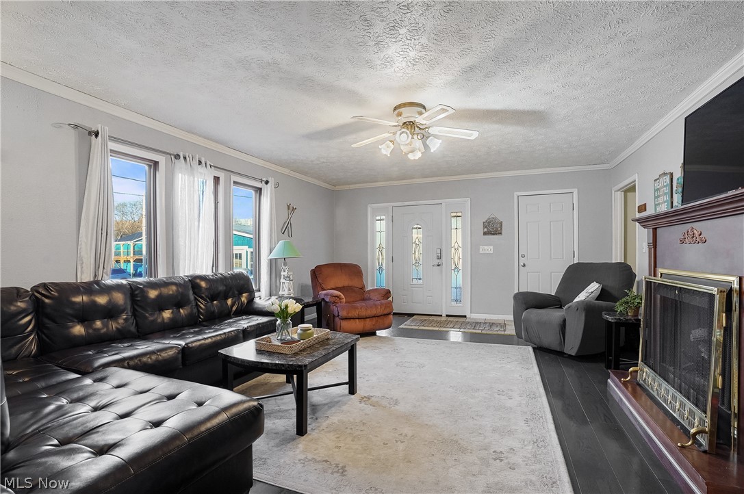 2282 Heston Drive Lake Milton OH 44429