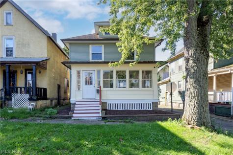 121 Chestnut Avenue NE Massillon OH 44646