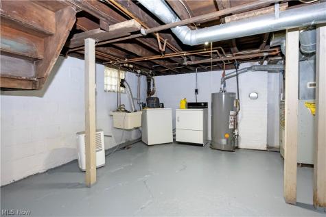 121 Chestnut Avenue NE Massillon OH 44646