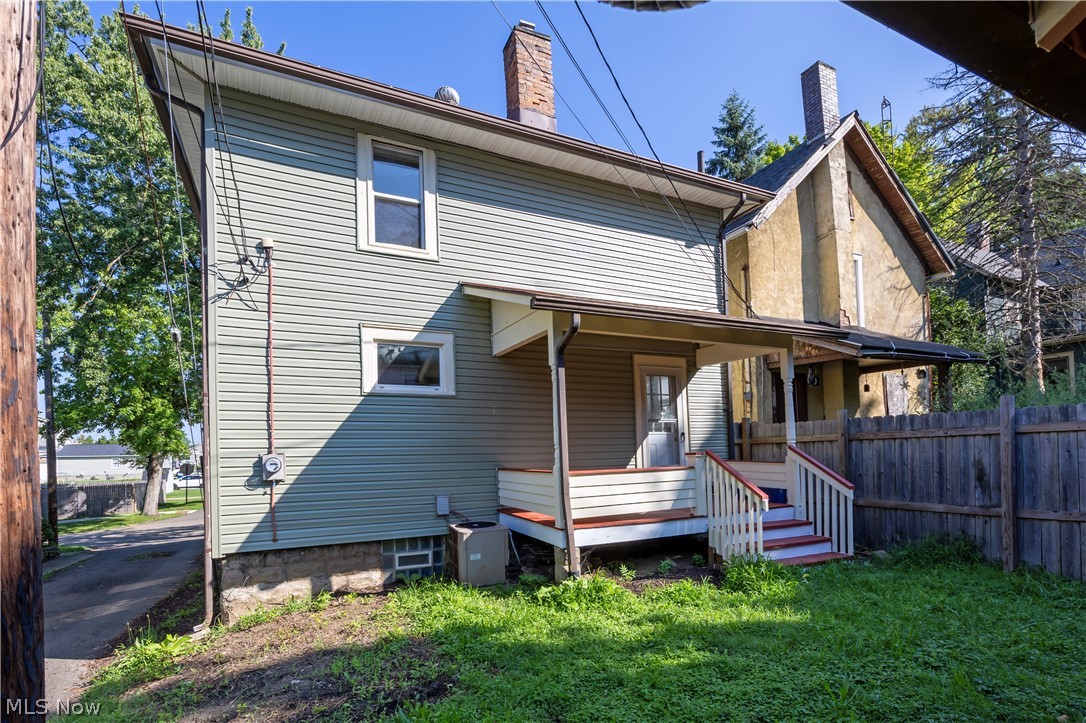 121 Chestnut Avenue NE Massillon OH 44646
