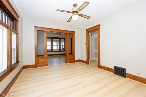 121 Chestnut Avenue NE Massillon OH 44646