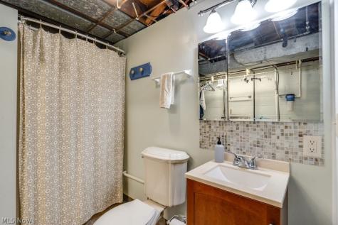 4033 State Road Akron OH 44319