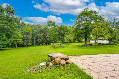 4033 State Road Akron OH 44319