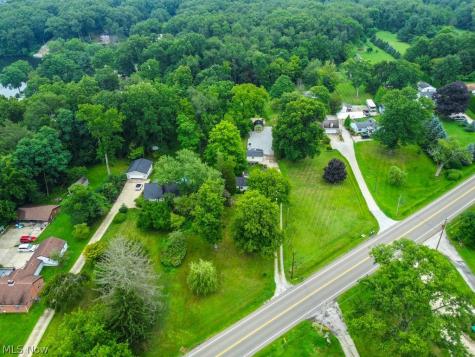 4033 State Road Akron OH 44319