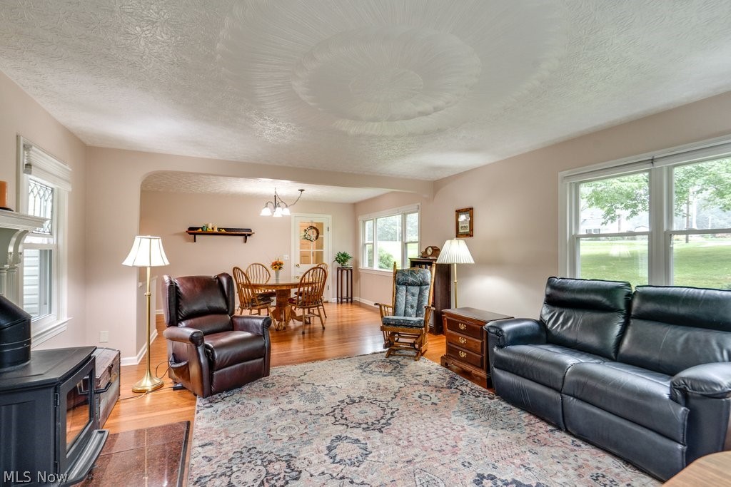 4033 State Road Akron OH 44319