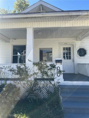 646 Phillips Street Marietta OH 45750
