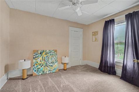 176 S Johnson Road Sebring OH 44672