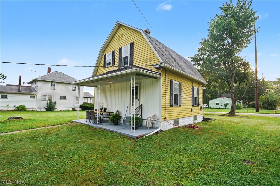 176 S Johnson Road Sebring OH 44672