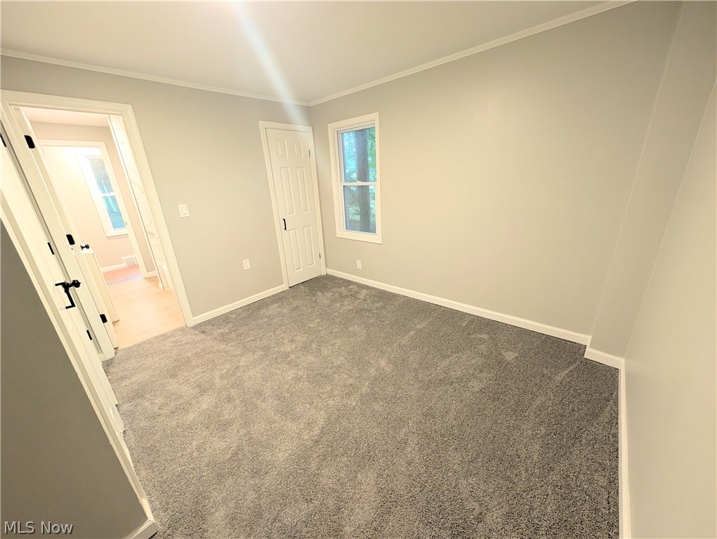 1739 E Turkeyfoot Lake Road Akron OH 44312