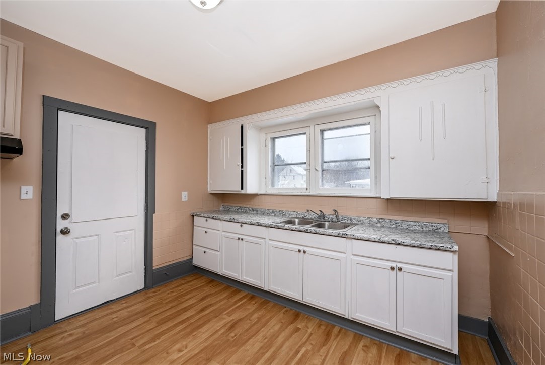 1060 Yale Street Akron OH 44301